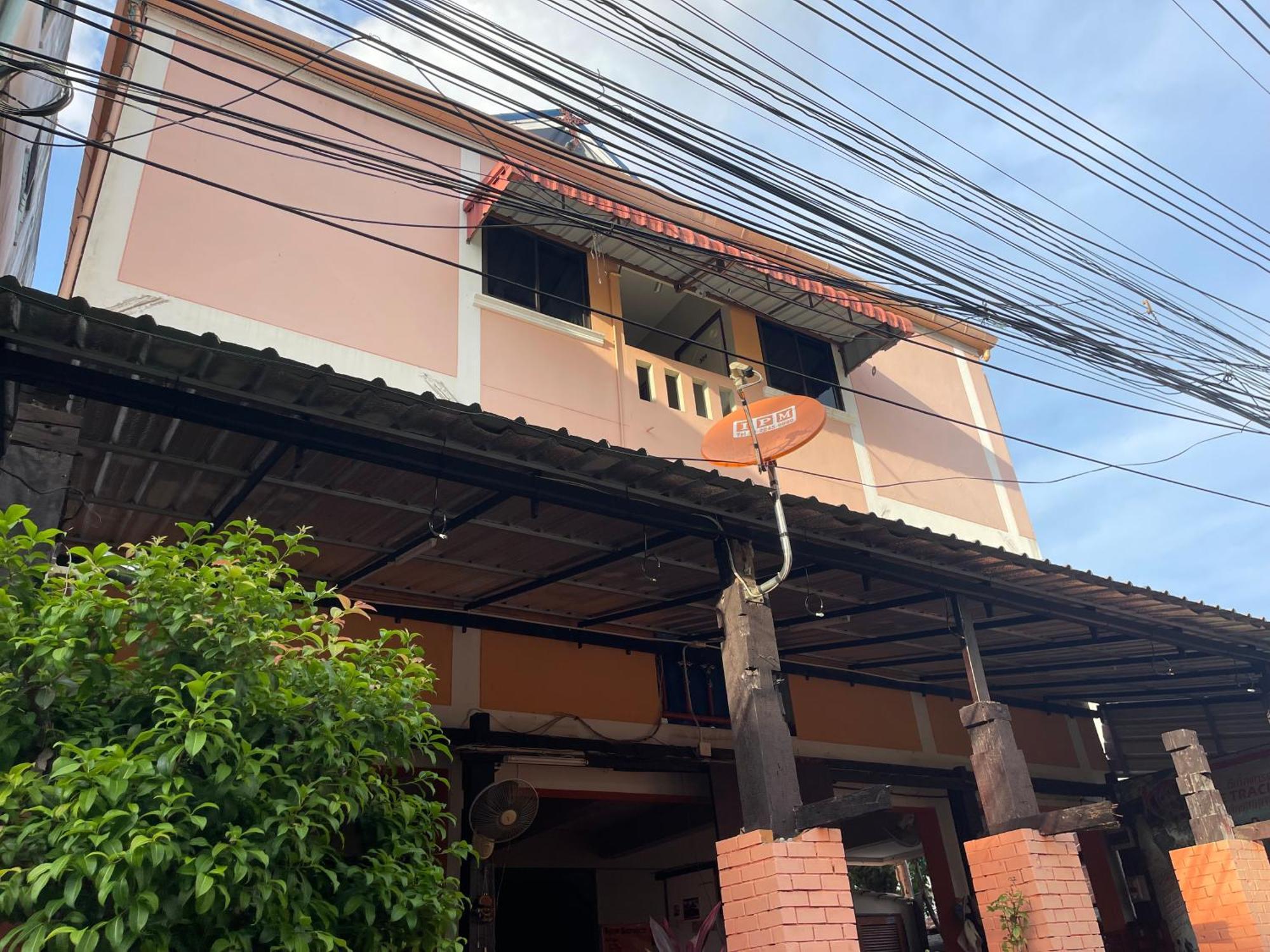Jj Guesthouse Chiang Mai Esterno foto